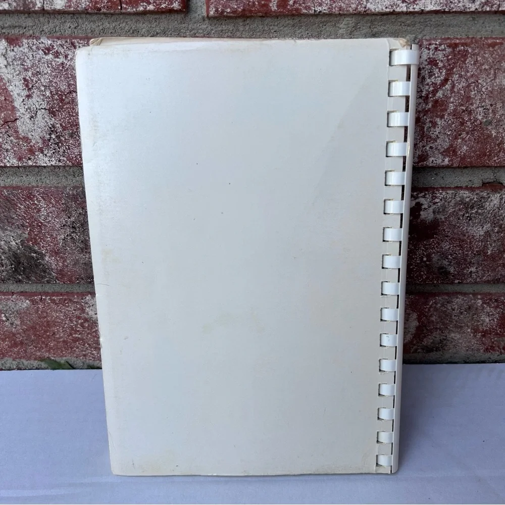 Thank Heaven For Home Made Cooks Vintage Cookbook 1987 K-Mart Employees IL